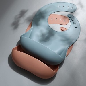 เอี๊ยมน้ำลายไหล